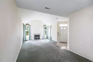 1153 Cobblestone Ln, Adams Township, PA 16059 - Photo 7