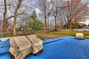 1212 Mountain View Dr, Unity Township, PA 15601 - Photo 29