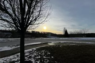 416 Fairmont Dr, Marshall, PA 15090 - Photo 5