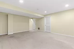 154 Southern Valley Ct, Adams Township, PA 16046 - Photo 23