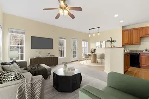 154 Southern Valley Ct, Adams Township, PA 16046 - Photo 5