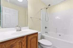 154 Southern Valley Ct, Adams Township, PA 16046 - Photo 15