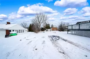 821 Vogan St, New Castle, PA 16101 - Photo 33