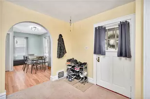 821 Vogan St, New Castle, PA 16101 - Photo 9