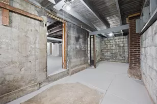 26 Grace St, Pittsburgh, PA 15205 - Photo 23