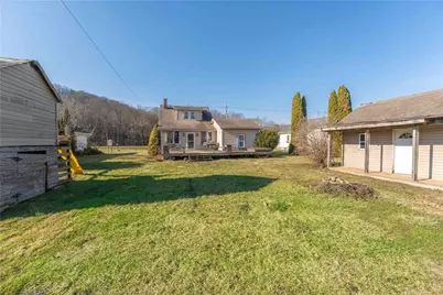 829 Oden St, Confluence Boro, PA 15424 - Photo 5