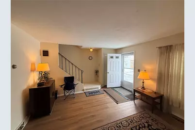 85 E Oak Street #6, White Township, PA 15701 - Photo 3