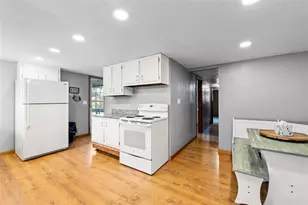 1205 Main St, Bentleyville, PA 15314 - Photo 11