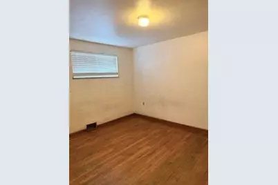 122 Walnut Ave, Clairton, PA 15025 - Photo 5