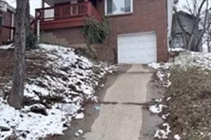 122 Walnut Ave, Clairton, PA 15025 - Photo 1