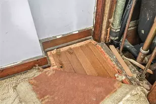 109 E Genessee St, Pittsburgh, PA 15223 - Photo 17