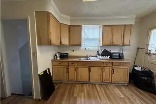 12 Elizabeth St, Pittsburgh, PA 15210 - Photo 17