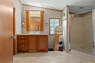 811 Maple Ct, Cranberry Township, PA 16066 - Photo 15