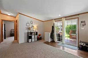 811 Maple Ct, Cranberry Township, PA 16066 - Photo 9