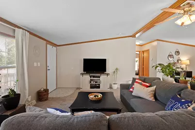 811 Maple Ct, Cranberry Township, PA 16066 - Photo 7