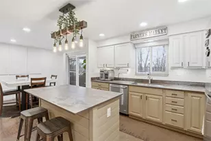 6130 Murray Ave, Bethel Park, PA 15102 - Photo 13