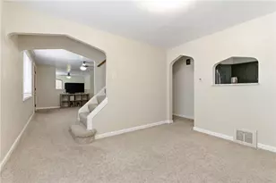 1409 Jefferson Heights Rd, Wilkins Township, PA 15235 - Photo 9