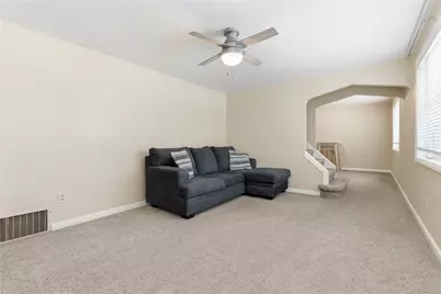 1409 Jefferson Heights Rd, Wilkins Township, PA 15235 - Photo 5