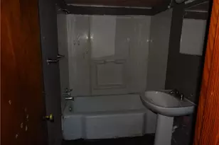 1507 Carnegie Ave, McKeesport, PA 15132 - Photo 7