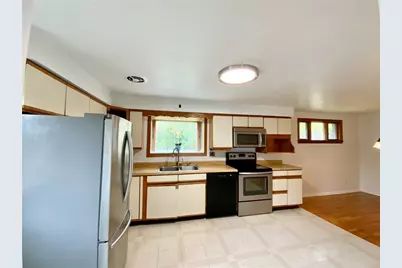 86 Thorncrest Dr, Kennedy Township, PA 15136 - Photo 5