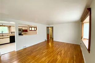 86 Thorncrest Dr, Kennedy Township, PA 15136 - Photo 7