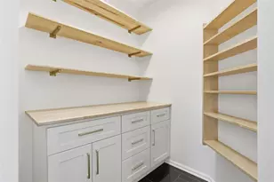 2154 S Villa Dr, Hampton, PA 15044 - Photo 15