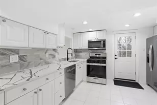 2154 S Villa Dr, Hampton, PA 15044 - Photo 37