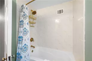 1050 Firwood Dr, Pittsburgh, PA 15243 - Photo 17