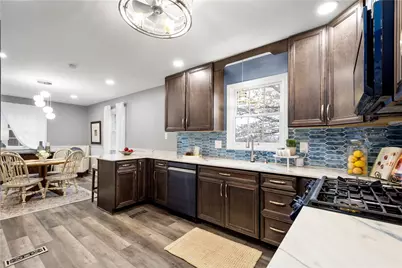 1050 Firwood Dr, Pittsburgh, PA 15243 - Photo 11