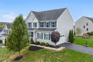407 Isabella Ct, Jackson Township, PA 16063 - Photo 3