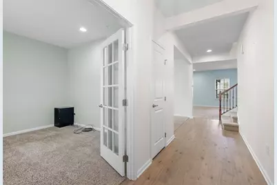 407 Isabella Ct, Jackson Township, PA 16063 - Photo 7