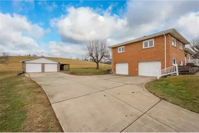 36 Swihart Rd, Cecil, PA 15317 - Photo 3