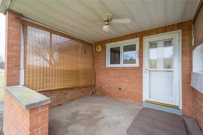 36 Swihart Rd, Cecil, PA 15317 - Photo 5