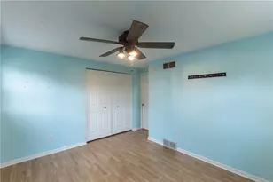 300 Oliver Dr, White Oak, PA 15131 - Photo 17