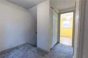 300 Oliver Dr, White Oak, PA 15131 - Photo 27