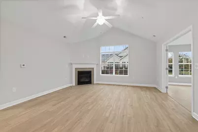 103 Spring Valley Dr, Jackson Township, PA 16063 - Photo 15