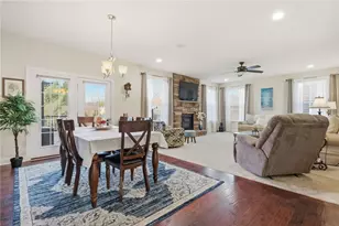 311 Eagle Dr, Cranberry Township, PA 16066 - Photo 9