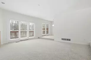 1632 Stone Mansion, Pittsburgh, PA 15143 - Photo 9