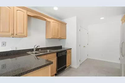 1632 Stone Mansion, Pittsburgh, PA 15143 - Photo 15