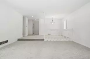 1632 Stone Mansion, Pittsburgh, PA 15143 - Photo 13