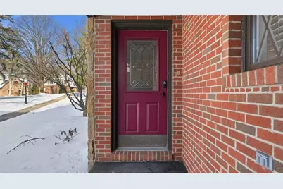 1632 Stone Mansion, Pittsburgh, PA 15143 - Photo 3