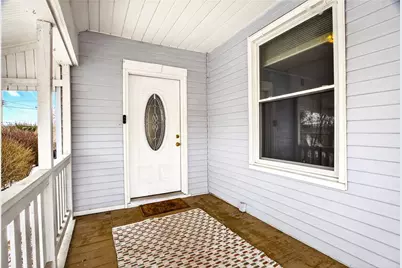 613 Doolittle Ave, Carnegie, PA 15106 - Photo 3