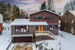 174 Main Entrance Dr, Pittsburgh, PA 15228 - Photo 1