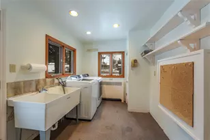 174 Main Entrance Dr, Pittsburgh, PA 15228 - Photo 23