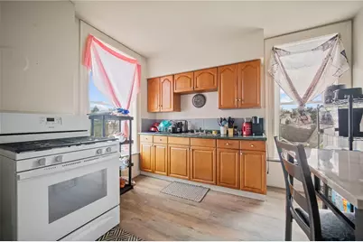 306 E Maiden St, Washington, PA 15301 - Photo 9