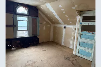 10 W Miller St, New Castle, PA 16102 - Photo 15