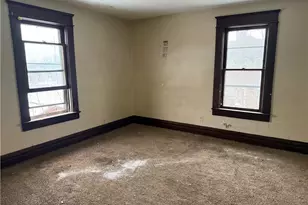 10 W Miller St, New Castle, PA 16102 - Photo 9