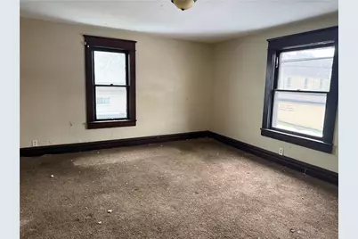10 W Miller St, New Castle, PA 16102 - Photo 9