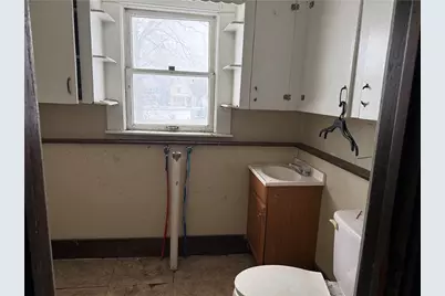 10 W Miller St, New Castle, PA 16102 - Photo 7