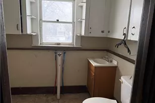 10 W Miller St, New Castle, PA 16102 - Photo 7